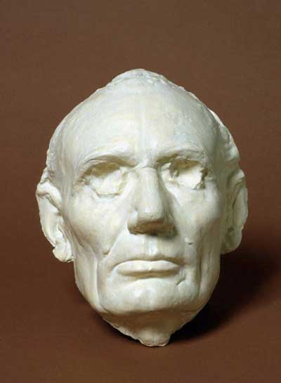Looking at Leonard Volk's Life Mask of Abraham Lincoln